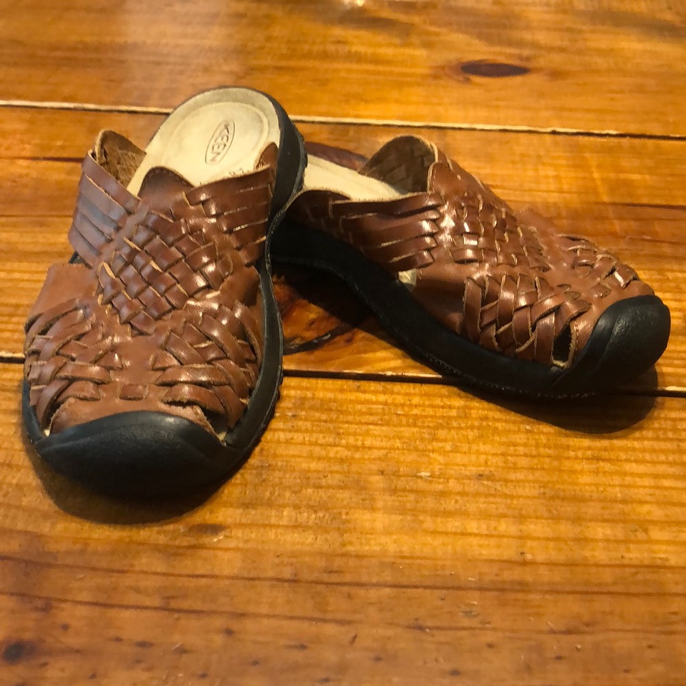 Keen Leather clogs, size 8, EUC